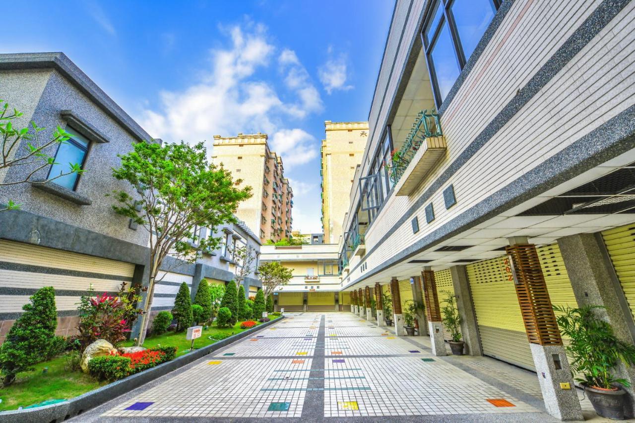 Purple Garden Motel Kaohsiung Eksteriør bilde