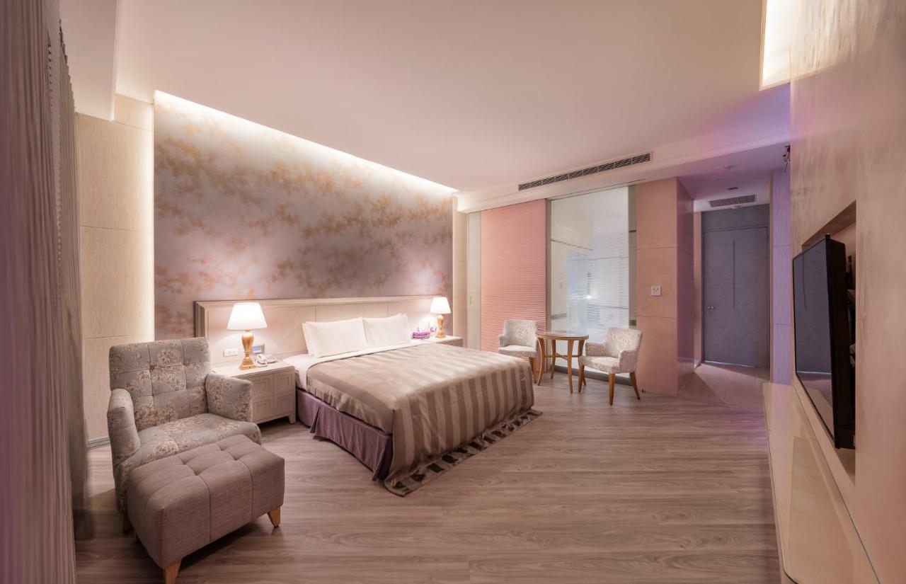 Purple Garden Motel Kaohsiung Eksteriør bilde
